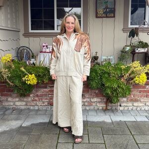 Augustina Leather Carmel-by-the-Sea Handcrafted Horse Linen Pants Set Medium